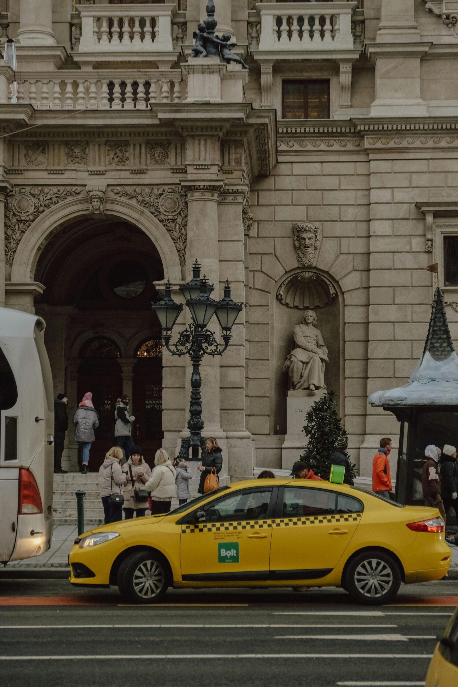 Bristol to Birmingham taxi