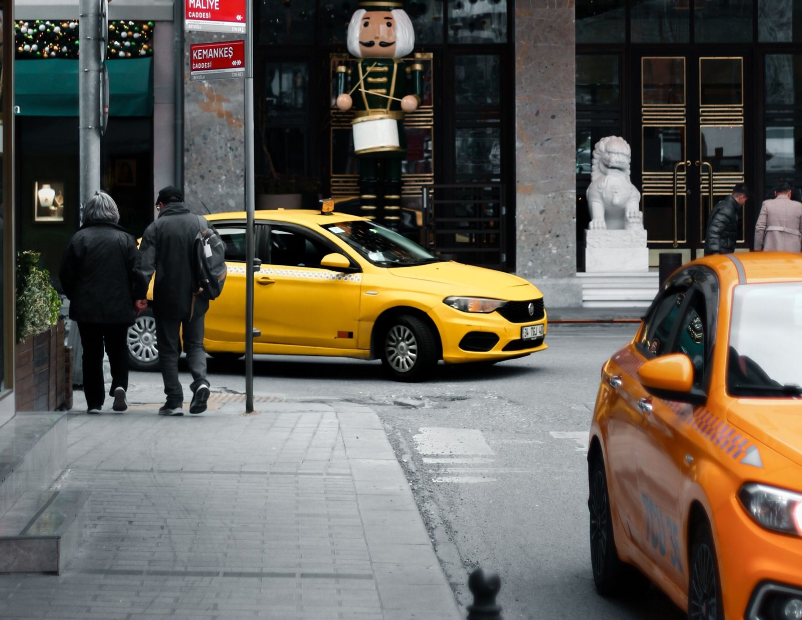 book-a-relaxing-taxi-ride
