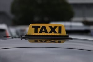 taxi-services-for-tourists-and-day-trips
